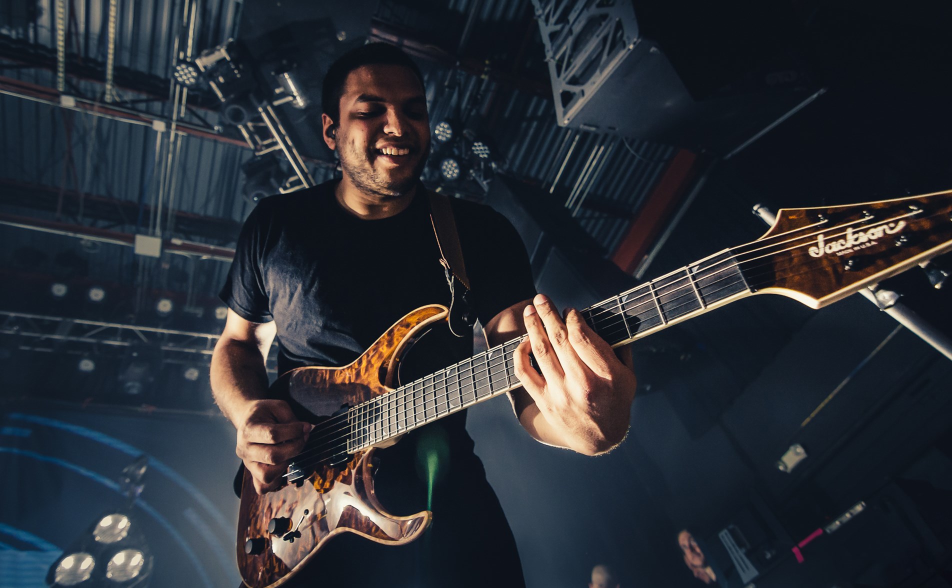 Análisis de Bulb, proyecto en solitario de Misha Mansoor, guitarrista de Periphery