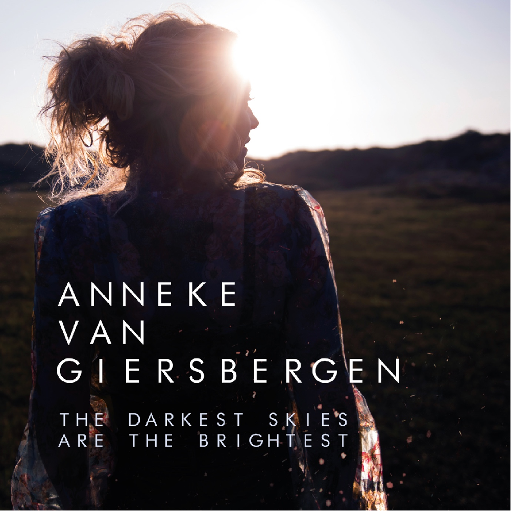 Anneke van Giersbergen – Estrena nuevo single y vídeo, “Agape”